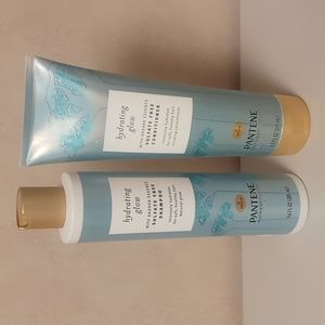 Pantene Nutrient Blend Shampoo and Conditioner Set.